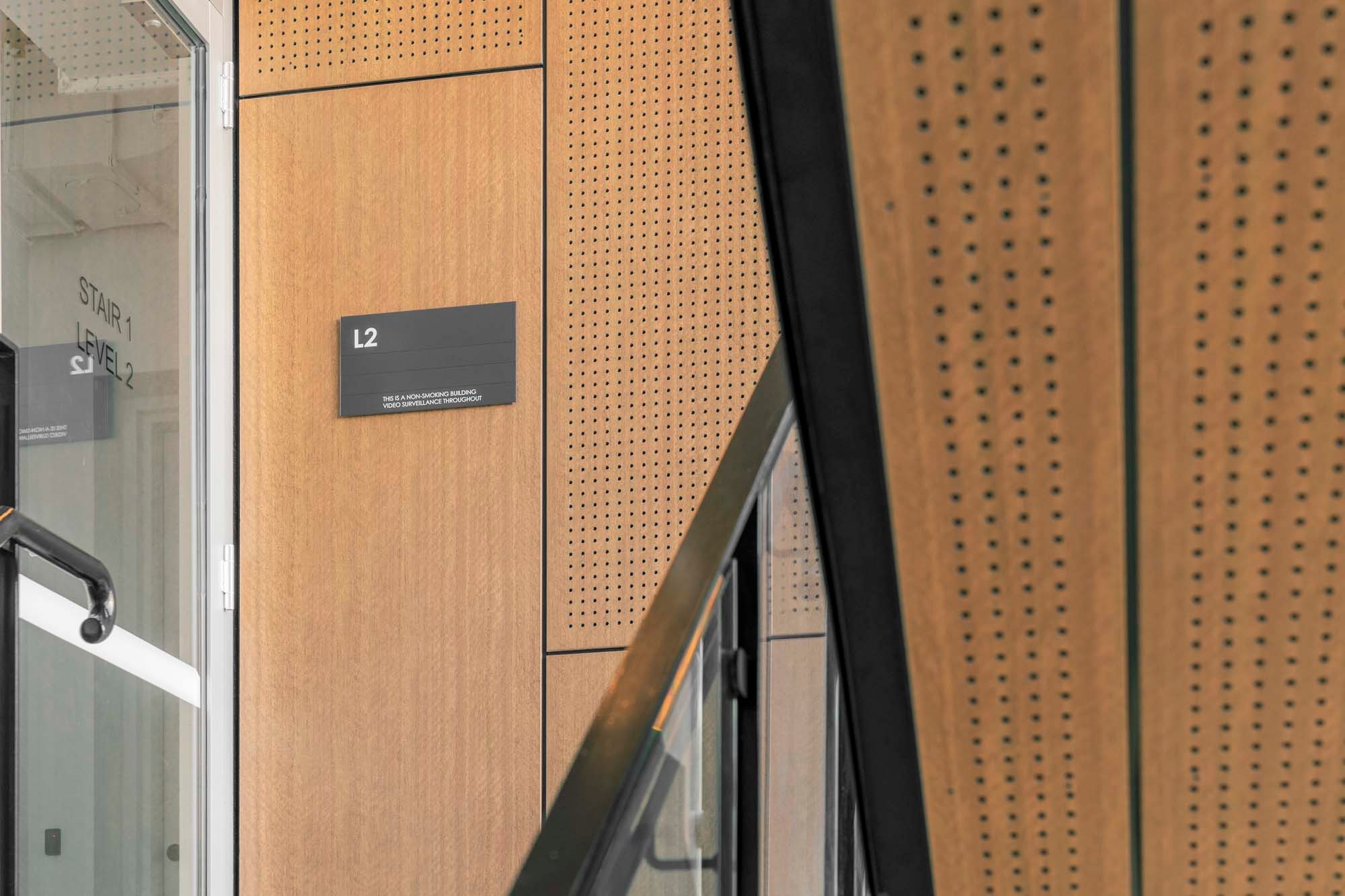 Modular directory signage installed in a commercial building